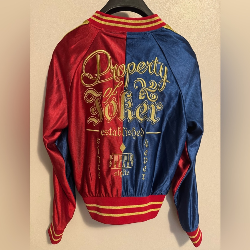 *RARE* Genuine Licensed Hot Topic Harley Quinn Bomber Jacket Suicide Squad